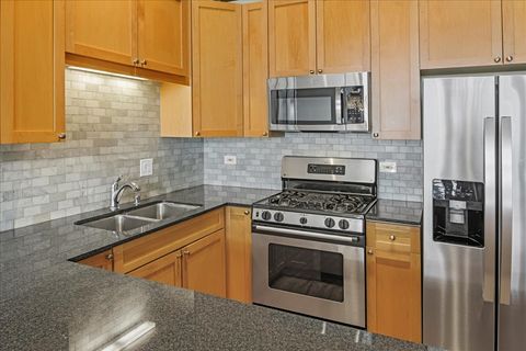Tiny photo for 525 W Superior Street #224, Chicago, IL 60654 (MLS # 12466838)
