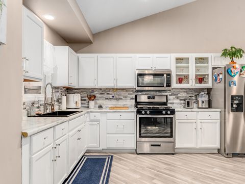 Tiny photo for 1811 Cumberland Drive, Plainfield, IL 60586 (MLS # 12560640)