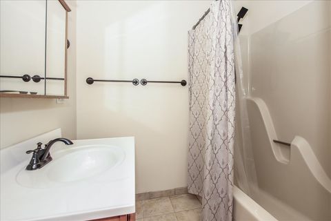 Tiny photo for 900 Glenmore Lane, Elgin, IL 60124 (MLS # 12520631)