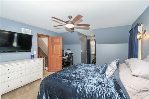 Tiny photo for 900 Glenmore Lane, Elgin, IL 60124 (MLS # 12520631)