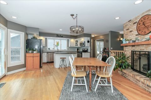 Tiny photo for 900 Glenmore Lane, Elgin, IL 60124 (MLS # 12520631)