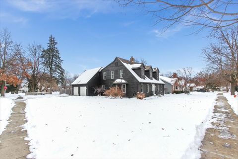 Tiny photo for 900 Glenmore Lane, Elgin, IL 60124 (MLS # 12520631)