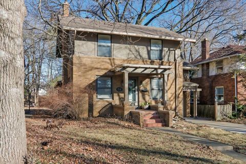 Tiny photo for 14 Broadway Place, Normal, IL 61761 (MLS # 12572535)