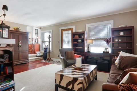 Tiny photo for 14 Broadway Place, Normal, IL 61761 (MLS # 12572535)