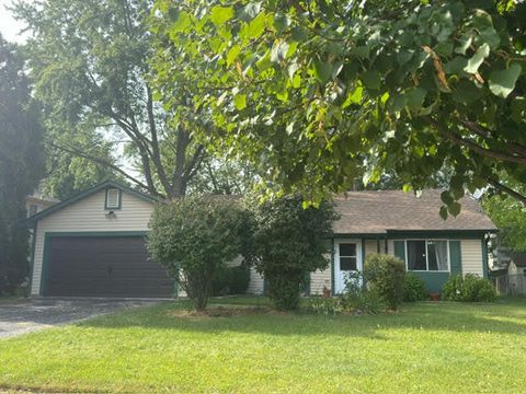 Photo of 1132 Partridge Avenue, Bolingbrook, IL 60490 (MLS # 12456930)