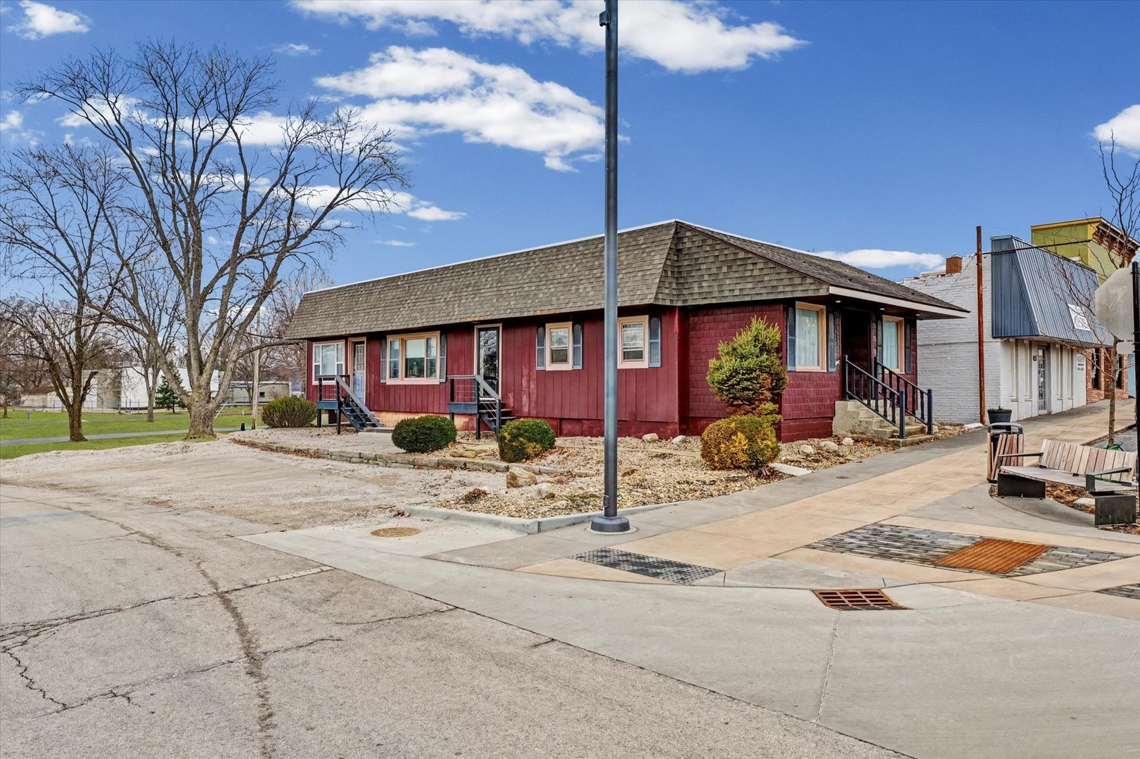 427 E Main Street