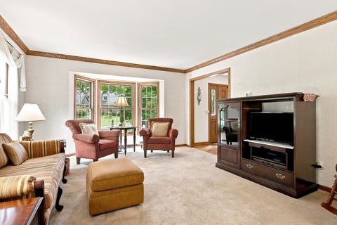 Tiny photo for 1419 Stevenson Drive, Libertyville, IL 60048 (MLS # 12723407)