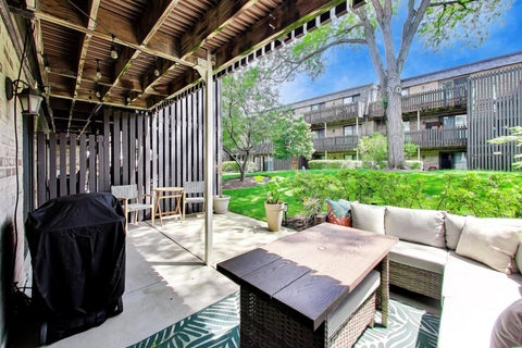 Tiny photo for 1714 Northfield Square Sq #B, Northfield, IL 60093 (MLS # 12693218)