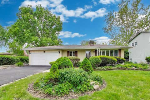 1970 Coral Avenue Aurora IL 60506