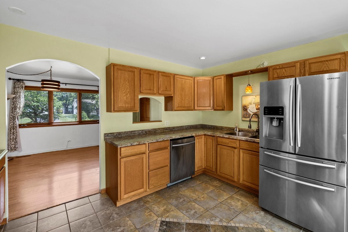18595 W Pamela Place