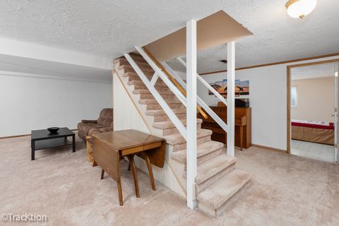 Tiny photo for 23061 N Apple Hill Lane, Lincolnshire, IL 60069 (MLS # 12588833)