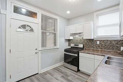 Tiny photo for 7923 S Luella Avenue, Chicago, IL 60617 (MLS # 12634327)