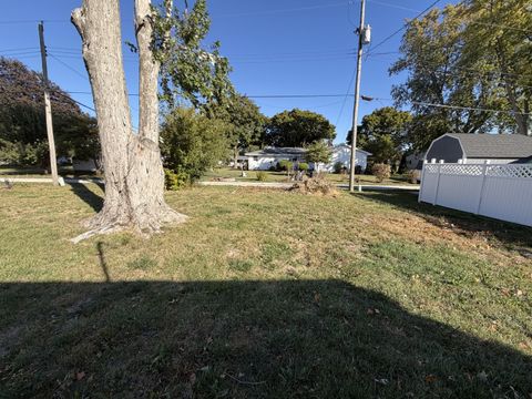 Tiny photo for 108 W Walnut Street, Gibson City, IL 60936 (MLS # 12502620)