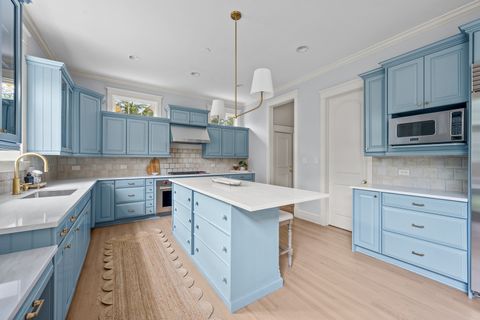 Tiny photo for 512 Elmwood Avenue, Wilmette, IL 60091 (MLS # 12513290)