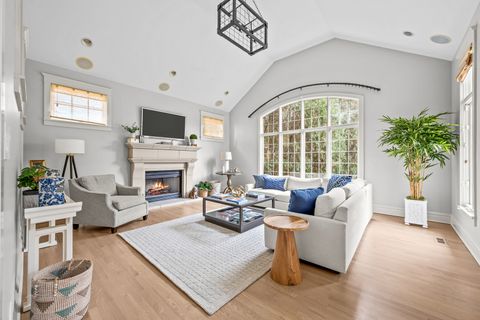 Tiny photo for 512 Elmwood Avenue, Wilmette, IL 60091 (MLS # 12513290)