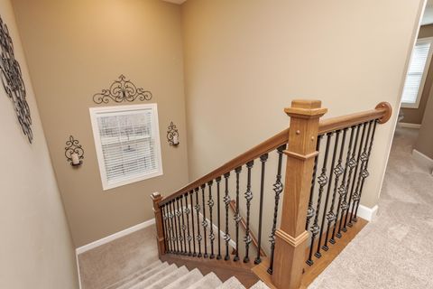 Tiny photo for 2110 Sinclair Court, Bloomington, IL 61704 (MLS # 12572293)