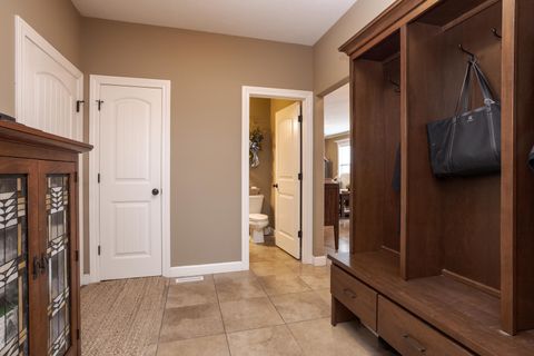 Tiny photo for 2110 Sinclair Court, Bloomington, IL 61704 (MLS # 12572293)