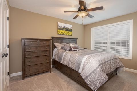 Tiny photo for 2110 Sinclair Court, Bloomington, IL 61704 (MLS # 12572293)