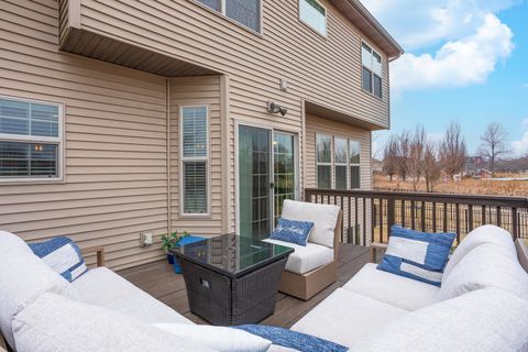 Tiny photo for 2110 Sinclair Court, Bloomington, IL 61704 (MLS # 12572293)