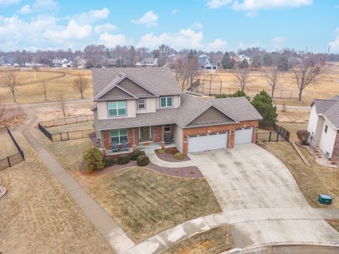 Tiny photo for 2110 Sinclair Court, Bloomington, IL 61704 (MLS # 12572293)