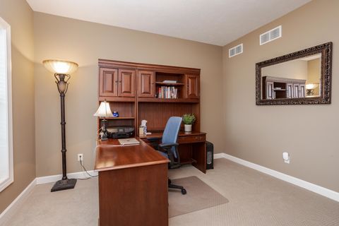 Tiny photo for 2110 Sinclair Court, Bloomington, IL 61704 (MLS # 12572293)