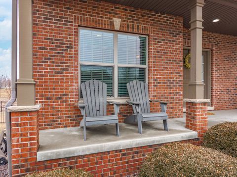 Tiny photo for 2110 Sinclair Court, Bloomington, IL 61704 (MLS # 12572293)