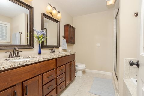 Tiny photo for 2110 Sinclair Court, Bloomington, IL 61704 (MLS # 12572293)