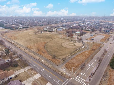 Tiny photo for 2110 Sinclair Court, Bloomington, IL 61704 (MLS # 12572293)