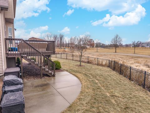 Tiny photo for 2110 Sinclair Court, Bloomington, IL 61704 (MLS # 12572293)