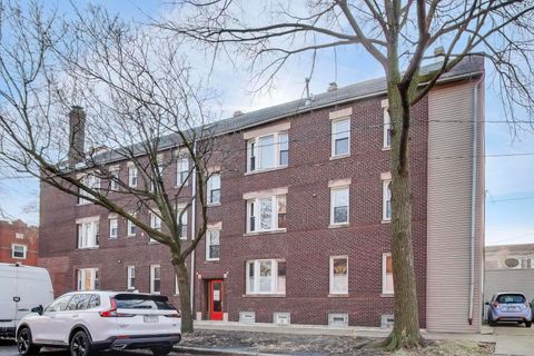 Tiny photo for 3358 N Monticello Avenue #3E, Chicago, IL 60618 (MLS # 12591012)