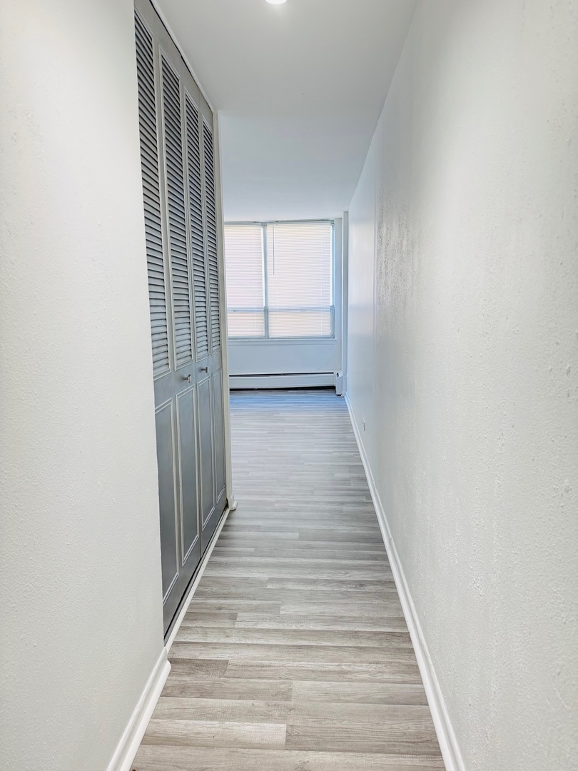 6171 N Sheridan Road 1508