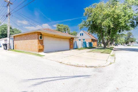 Tiny photo for 6158 S Normandy Avenue, Chicago, IL 60638 (MLS # 12707747)