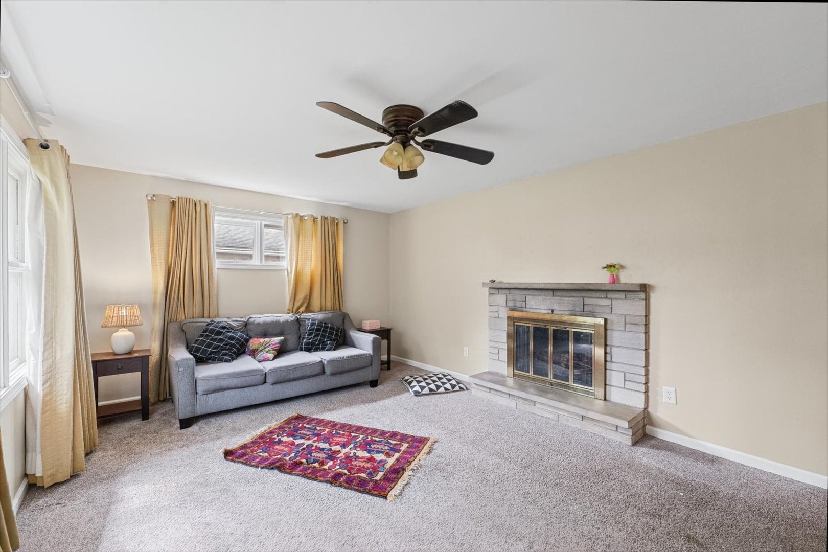 1407 W John Street