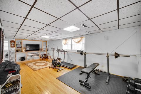 Tiny photo for 7934 W Park Avenue, Niles, IL 60714 (MLS # 12560384)