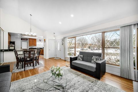 Tiny photo for 7934 W Park Avenue, Niles, IL 60714 (MLS # 12560384)