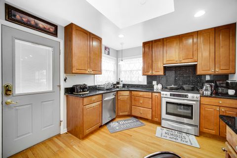 Tiny photo for 7934 W Park Avenue, Niles, IL 60714 (MLS # 12560384)