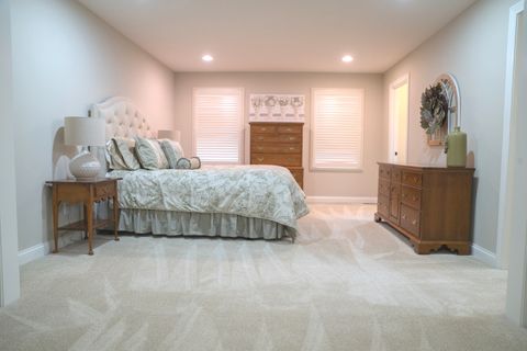Tiny photo for 701 Thomas Drive, Heyworth, IL 61745 (MLS # 12469282)