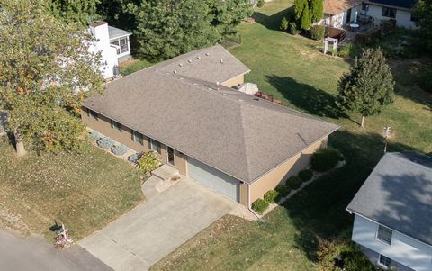 Tiny photo for 701 Thomas Drive, Heyworth, IL 61745 (MLS # 12469282)