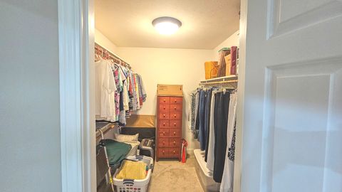 Tiny photo for 701 Thomas Drive, Heyworth, IL 61745 (MLS # 12469282)