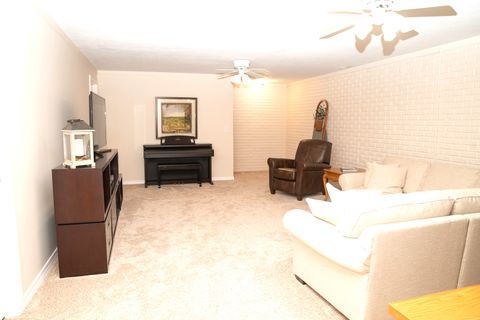 Tiny photo for 701 Thomas Drive, Heyworth, IL 61745 (MLS # 12469282)