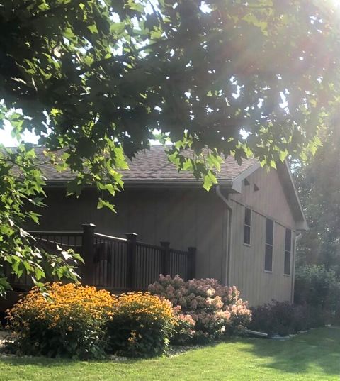 Tiny photo for 701 Thomas Drive, Heyworth, IL 61745 (MLS # 12469282)