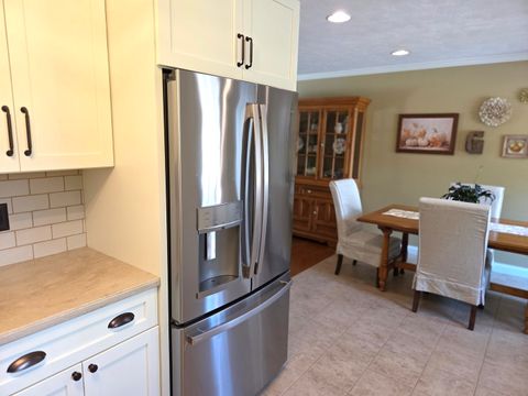 Tiny photo for 701 Thomas Drive, Heyworth, IL 61745 (MLS # 12469282)