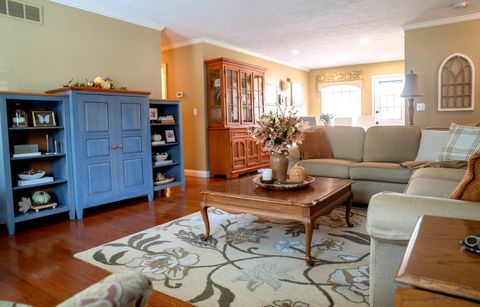 Tiny photo for 701 Thomas Drive, Heyworth, IL 61745 (MLS # 12469282)