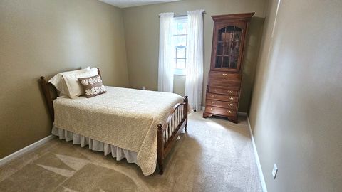 Tiny photo for 701 Thomas Drive, Heyworth, IL 61745 (MLS # 12469282)