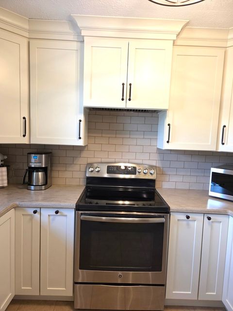 Tiny photo for 701 Thomas Drive, Heyworth, IL 61745 (MLS # 12469282)