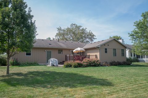 Tiny photo for 701 Thomas Drive, Heyworth, IL 61745 (MLS # 12469282)
