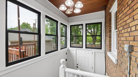 Tiny photo for 407 N Pine Avenue, Arlington Heights, IL 60004 (MLS # 12616750)