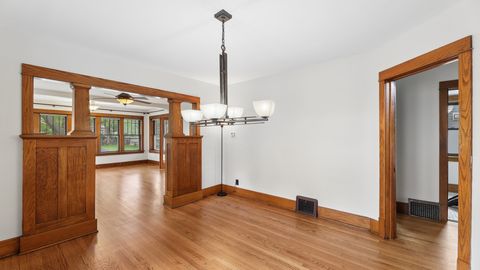Tiny photo for 407 N Pine Avenue, Arlington Heights, IL 60004 (MLS # 12616750)