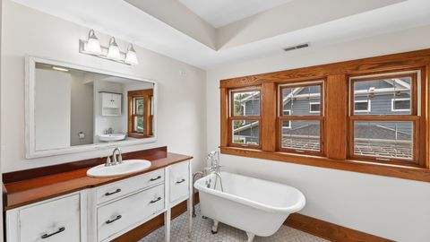 Tiny photo for 407 N Pine Avenue, Arlington Heights, IL 60004 (MLS # 12616750)