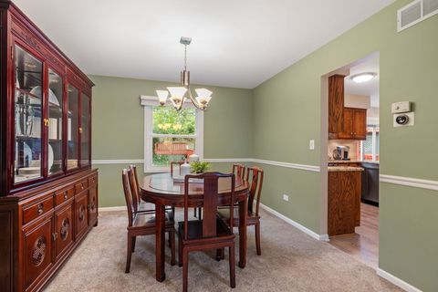 Tiny photo for 5820 Raintree Lane, Westmont, IL 60559 (MLS # 12489088)